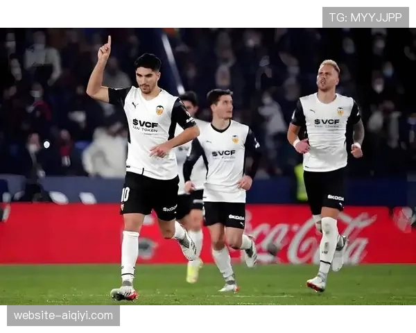 塞维利亚新援已适应球队节奏,训练中冲刺跑数据队内领先